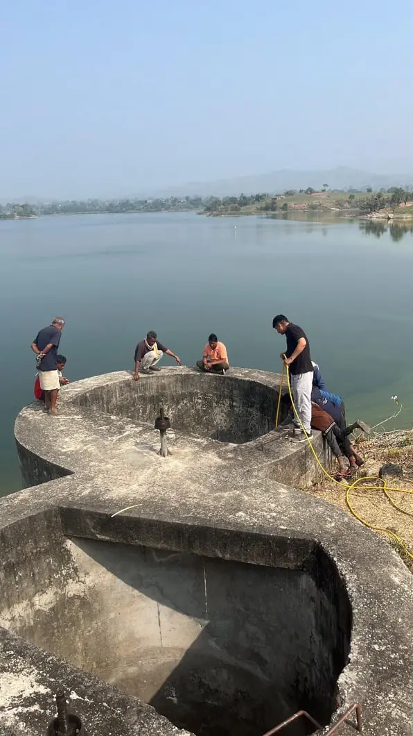 Intake well Desilting work